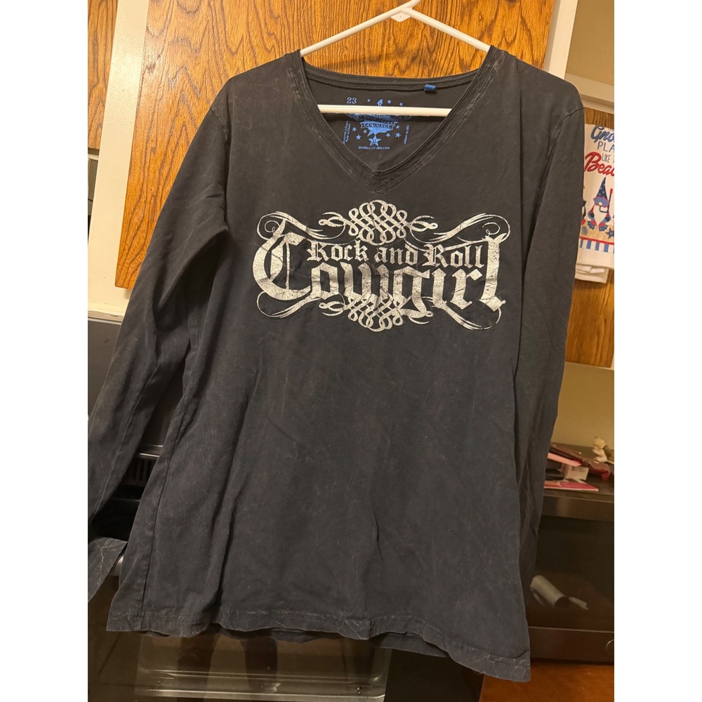 Rock and Roll Cowgirl Womens XL Black Long Sleeve V-NeckWinged Cross Graphic Tee